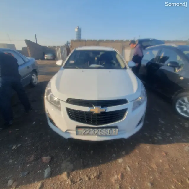 Chevrolet Cruze 2014 · 1.8 MT