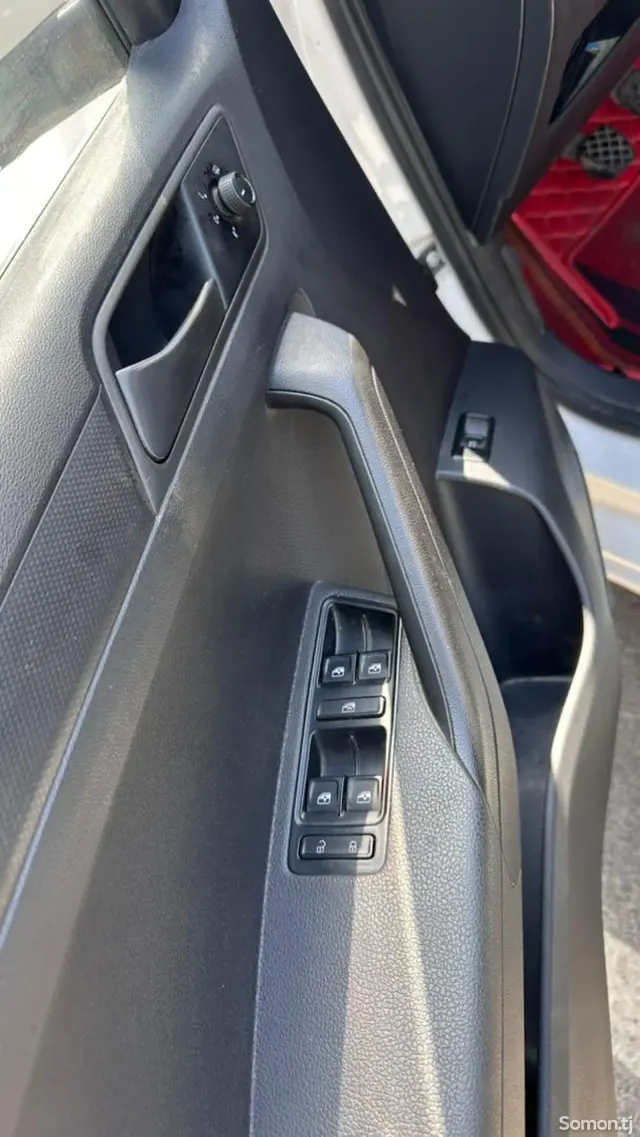 Volkswagen Jetta 2018 · 1.5 MT