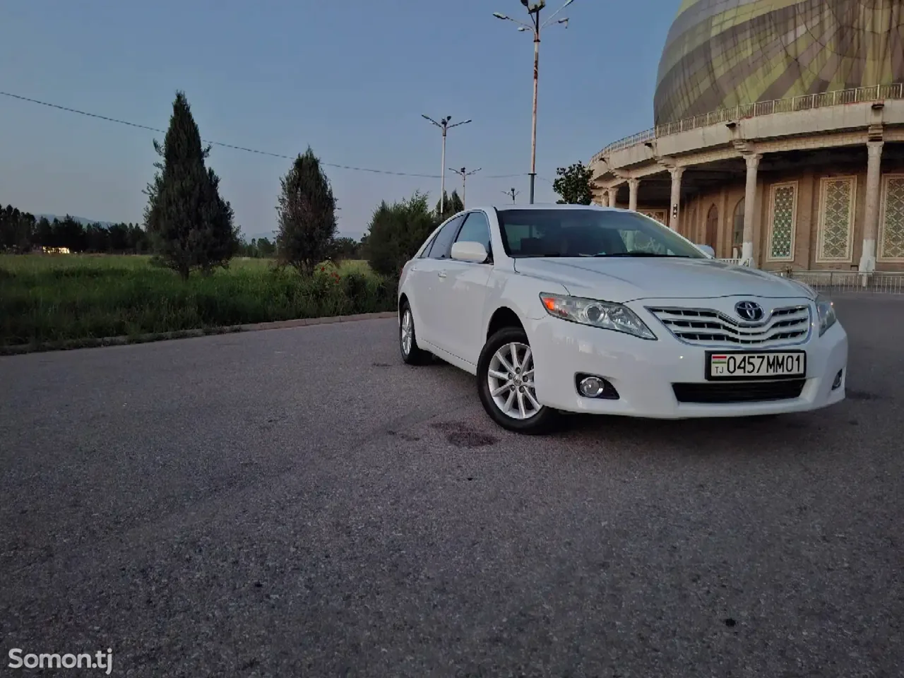 Toyota Camry 2011 · 3.5 AT