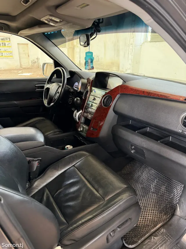 Honda Pilot 2011 · 3.5 AT
