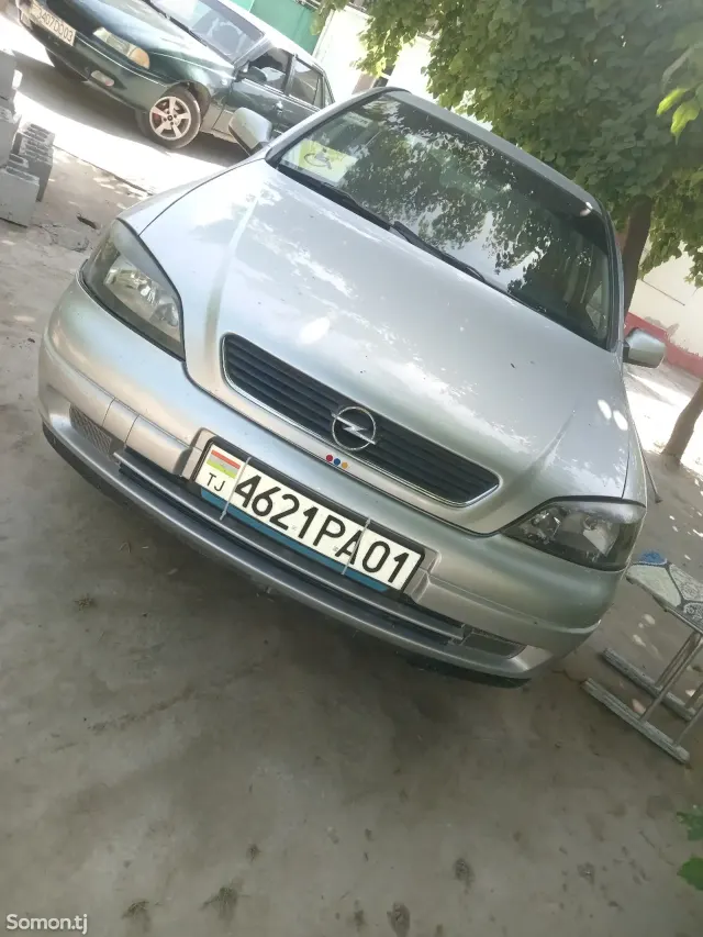 Opel Astra G 1999 · 1.8 AT
