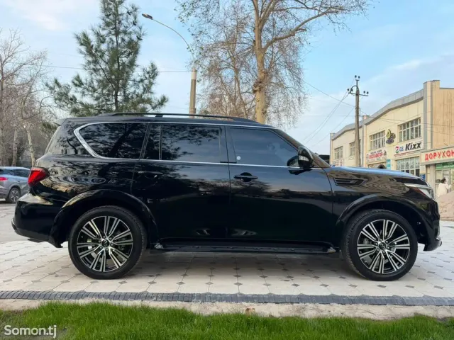 Infiniti QX series 2023 · 5.6 AT