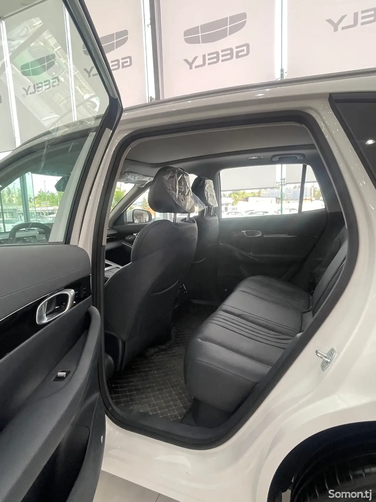 Geely Galaxy E5 2025 · AT