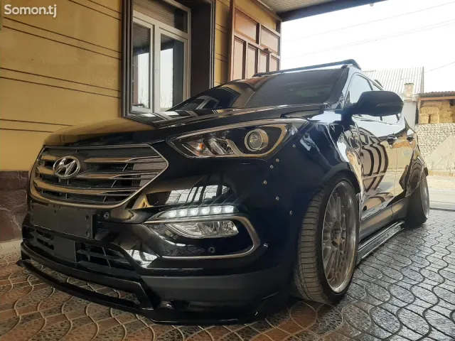 Hyundai Santa Fe 2016 · 2.0 AT