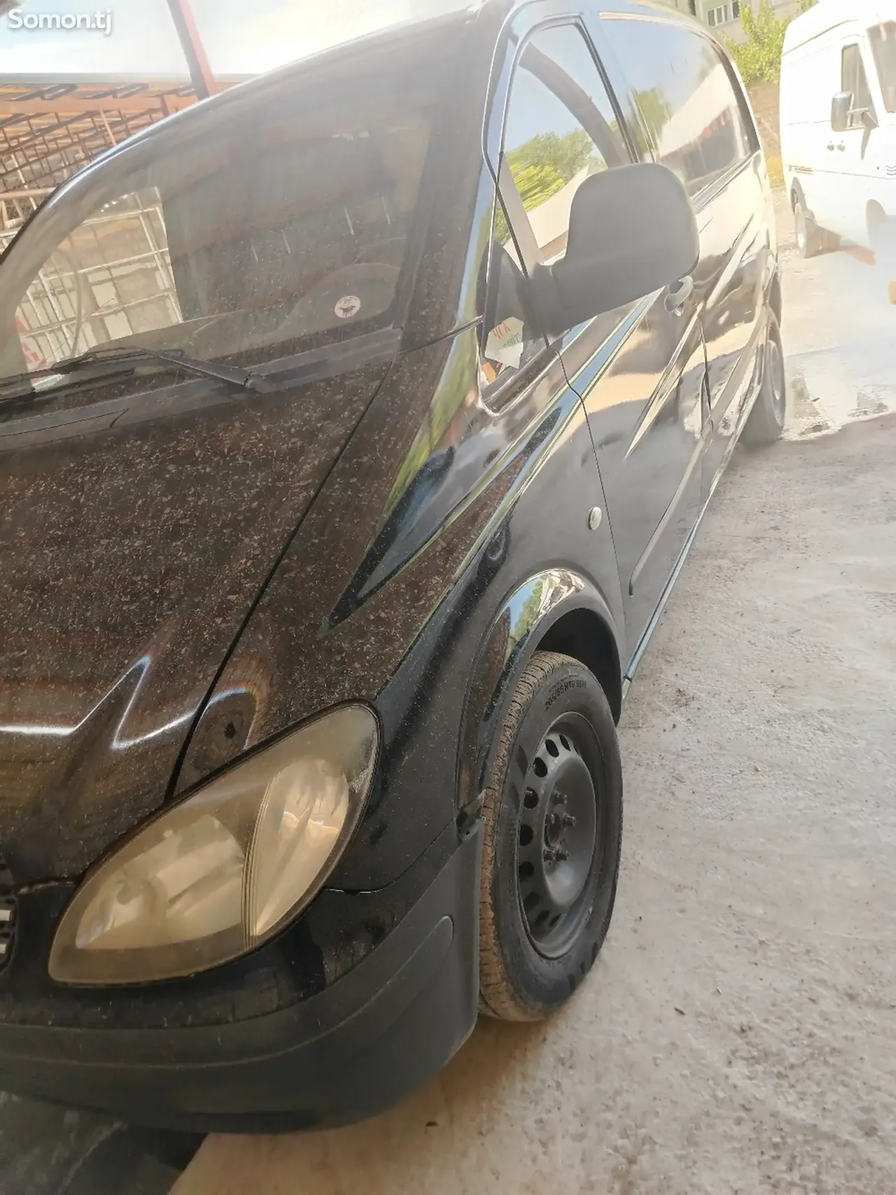 Mercedes-Benz Vaneo 2009 · 2.2 MT