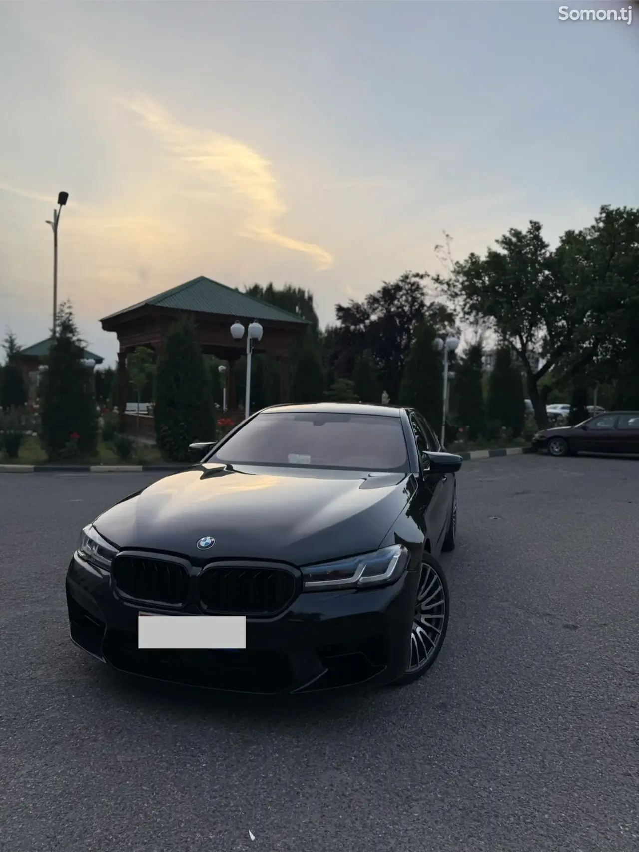 BMW 5 series 2019 · 2.0 AT