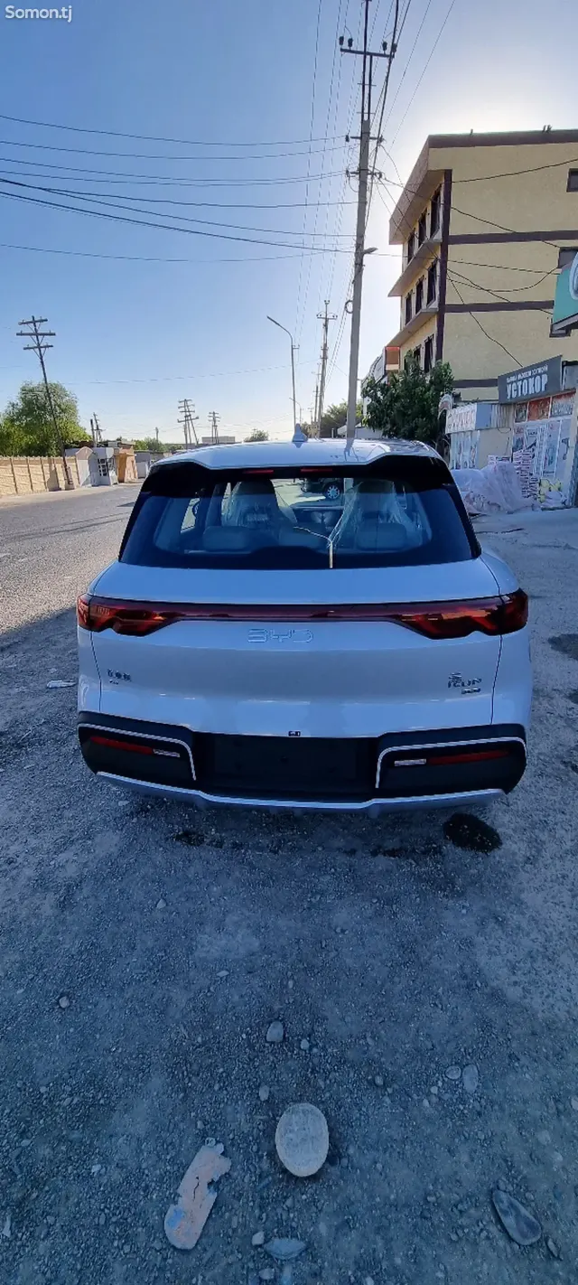 BYD Yuan Up 2025 · CVT