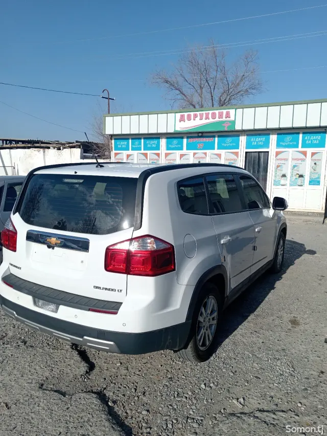 Chevrolet Orlando 2015 · 2.0 AT