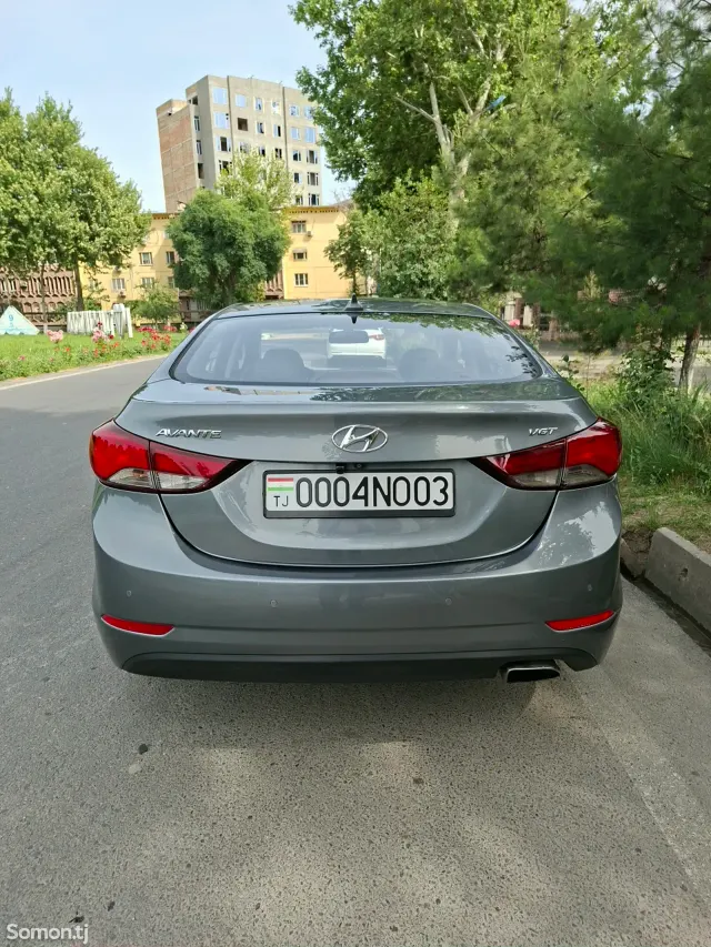 Hyundai Avante 2015 · 1.6 AT