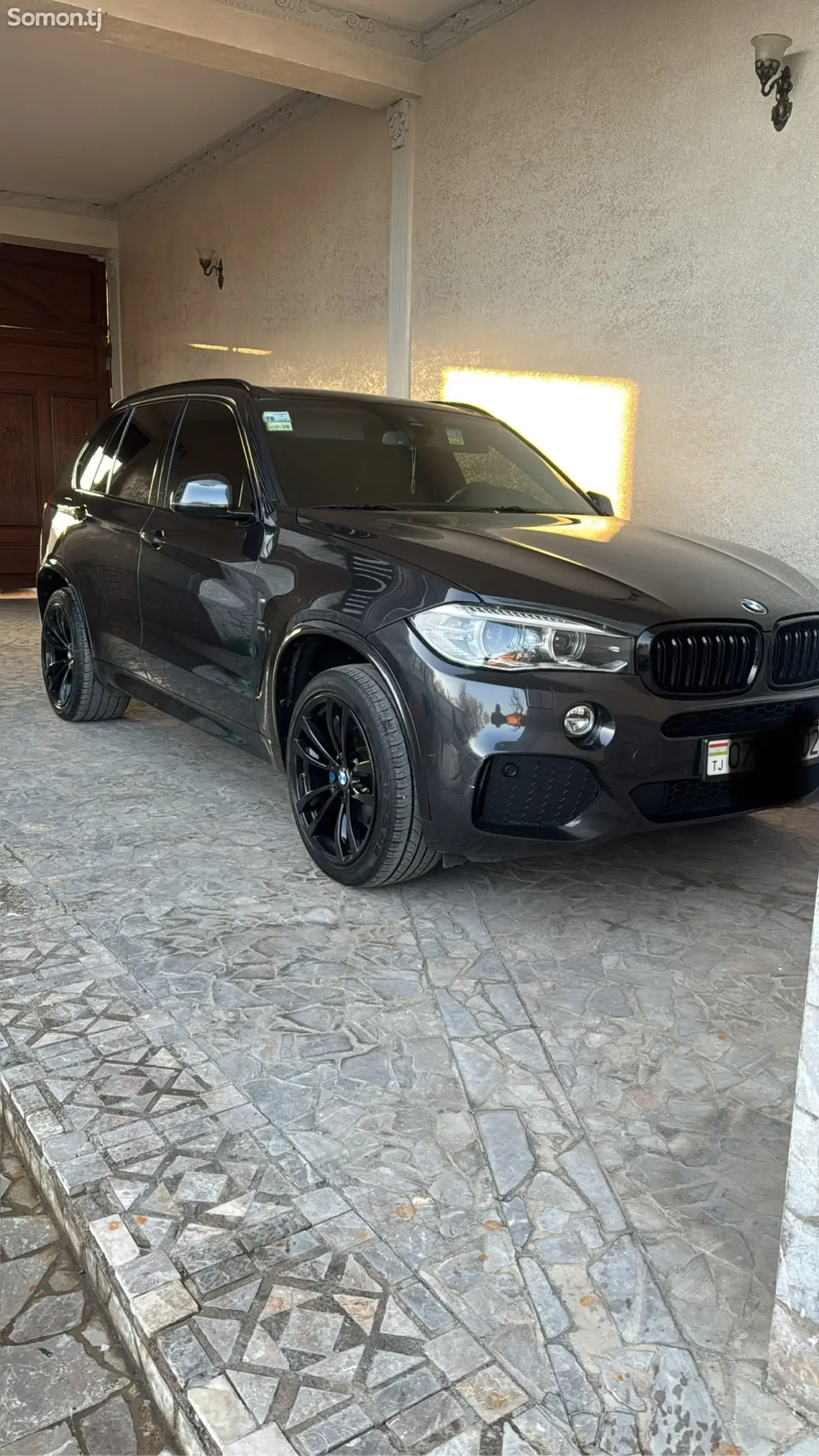 BMW X5 2015 · 2.5 AT
