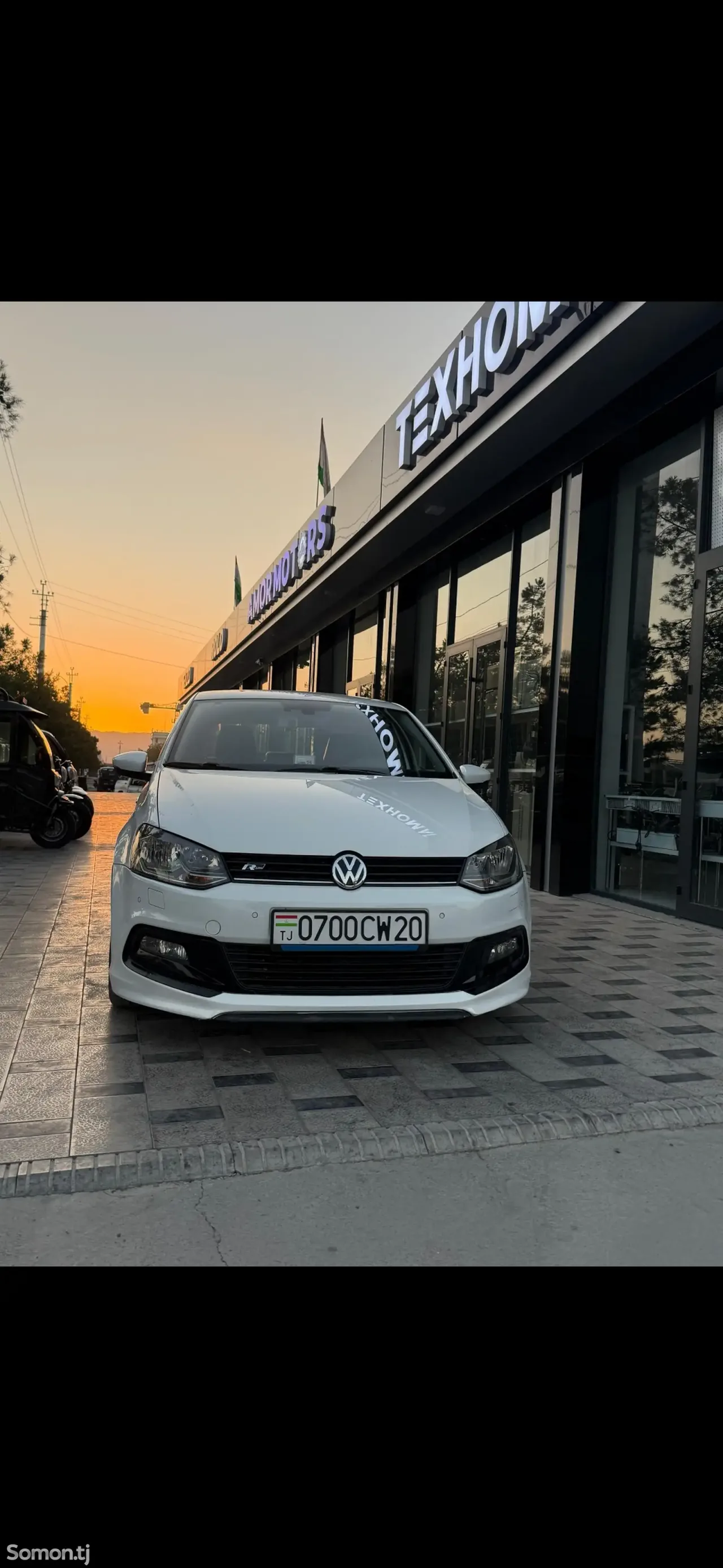 Volkswagen Polo 2015 · 1.4 AT
