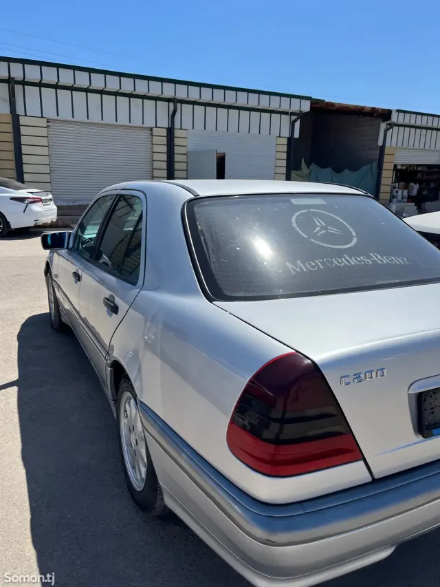 Mercedes-Benz C class 1999 · 2.0 AT