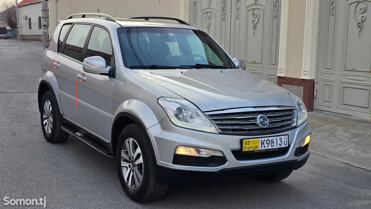 Ssang Yong Rexton 2014 · 2.0 AT