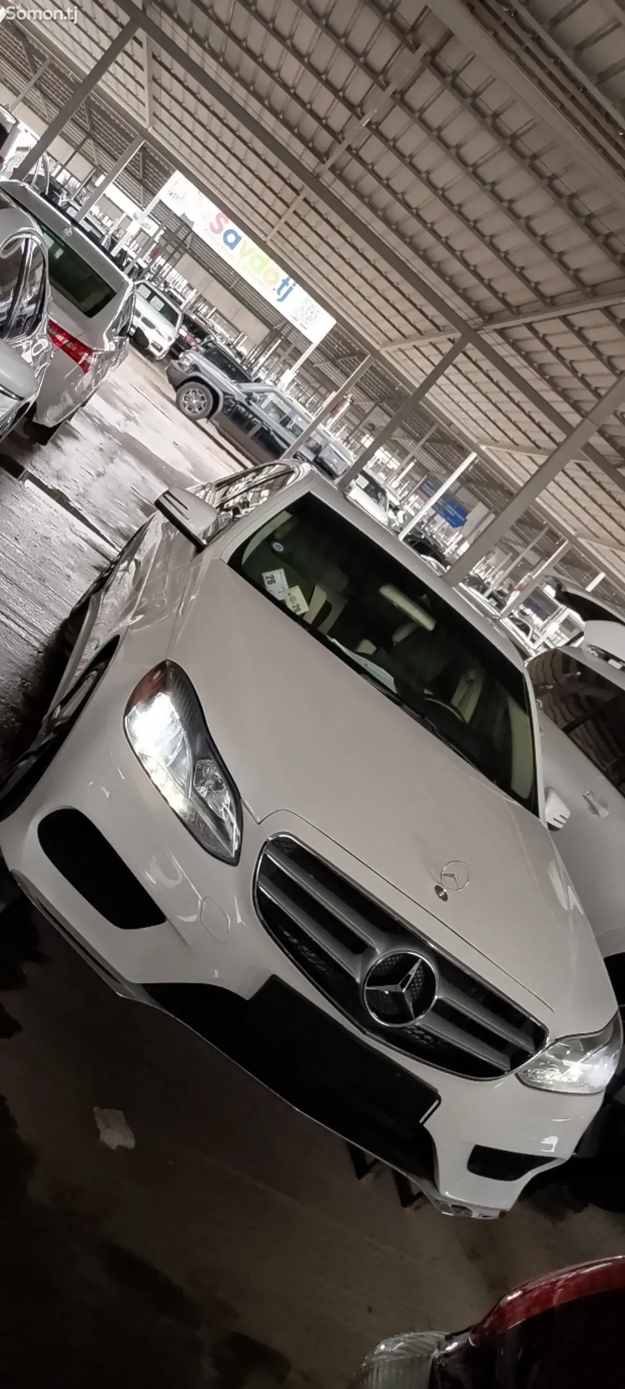 Mercedes-Benz E class 2015 · 3.5 AT