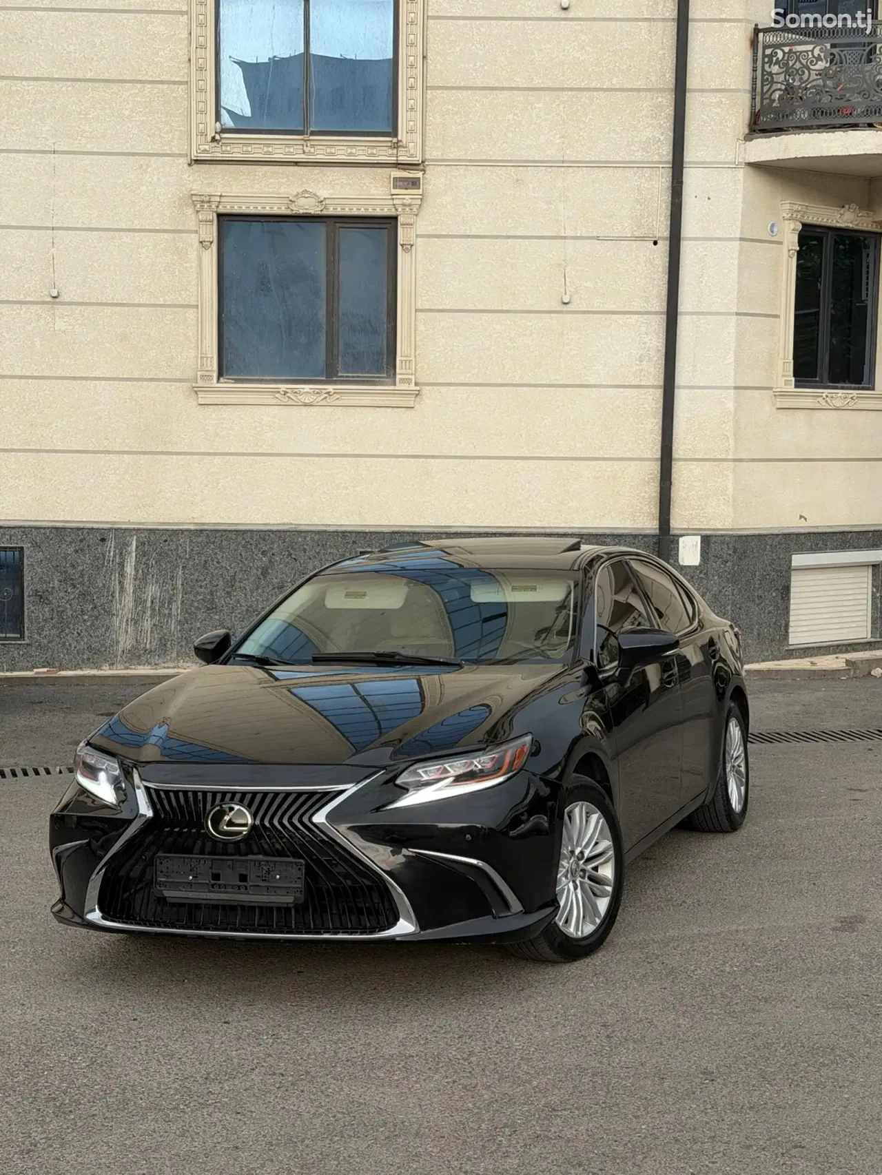 Lexus ES series 2014 · 3.5 AT