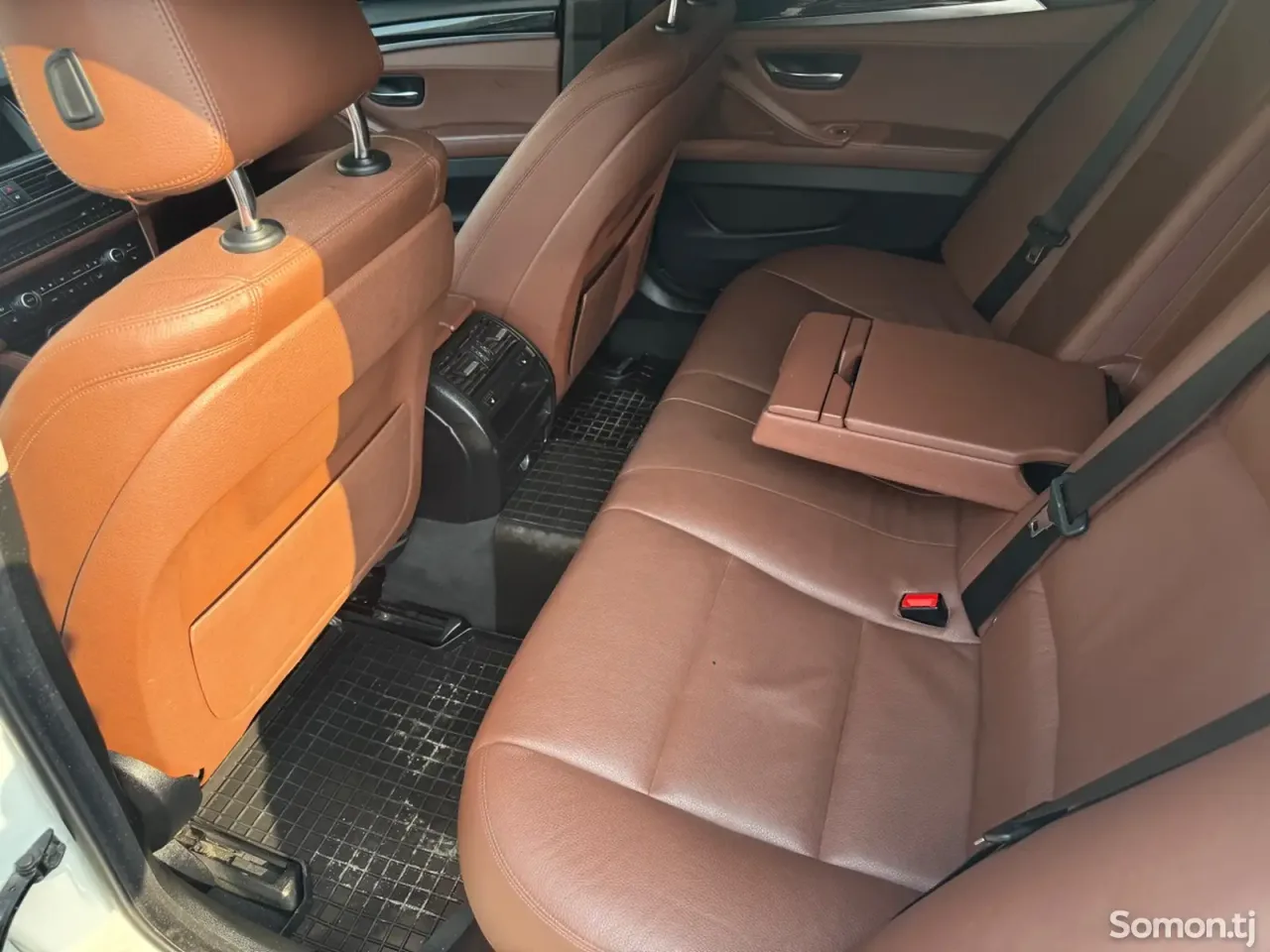 BMW 5 series 2016 · 3.0 AT
