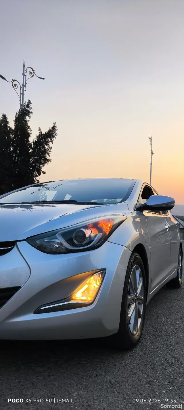 Hyundai Avante 2014 · 1.6 AT
