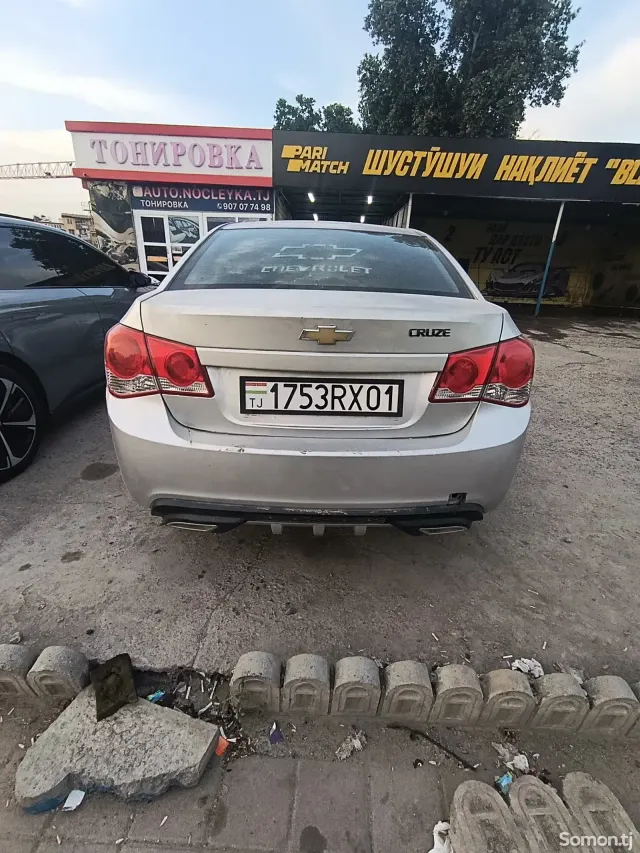 Chevrolet Cruze 2009 · MT