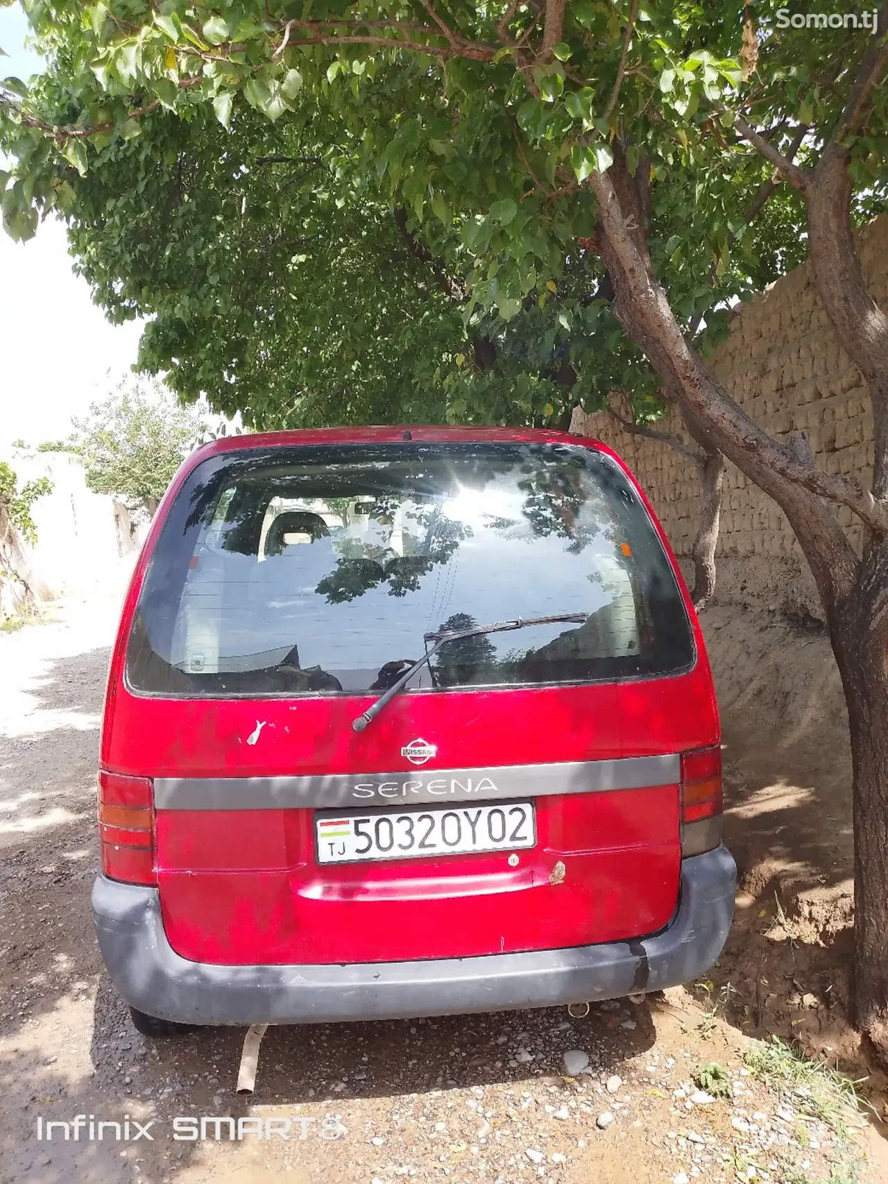 Nissan Serena 1998 · 1.6 MT