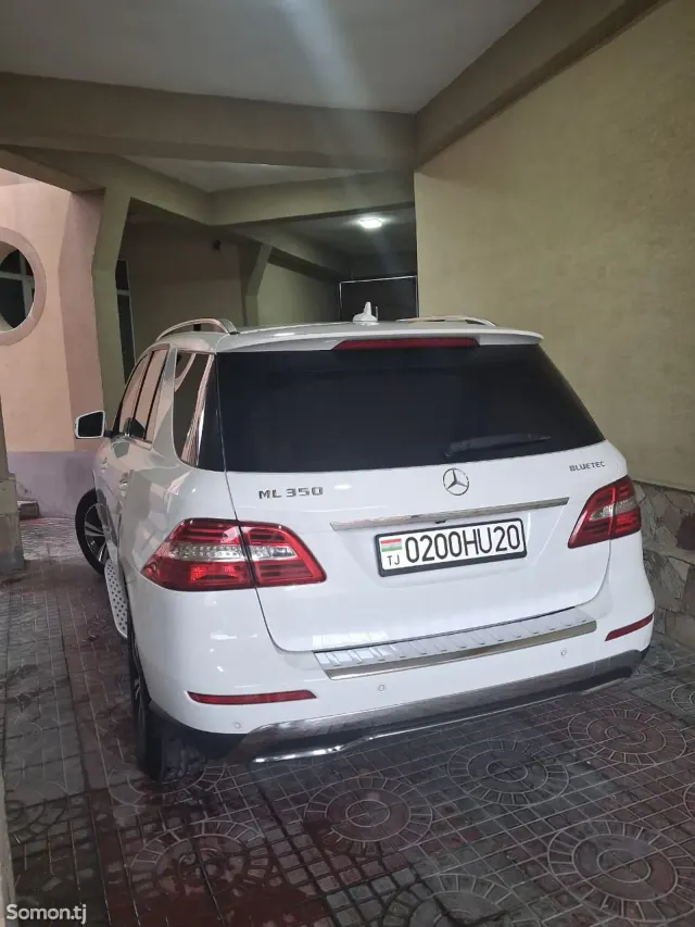 Mercedes-Benz ML class 2015 · 3.5 AT