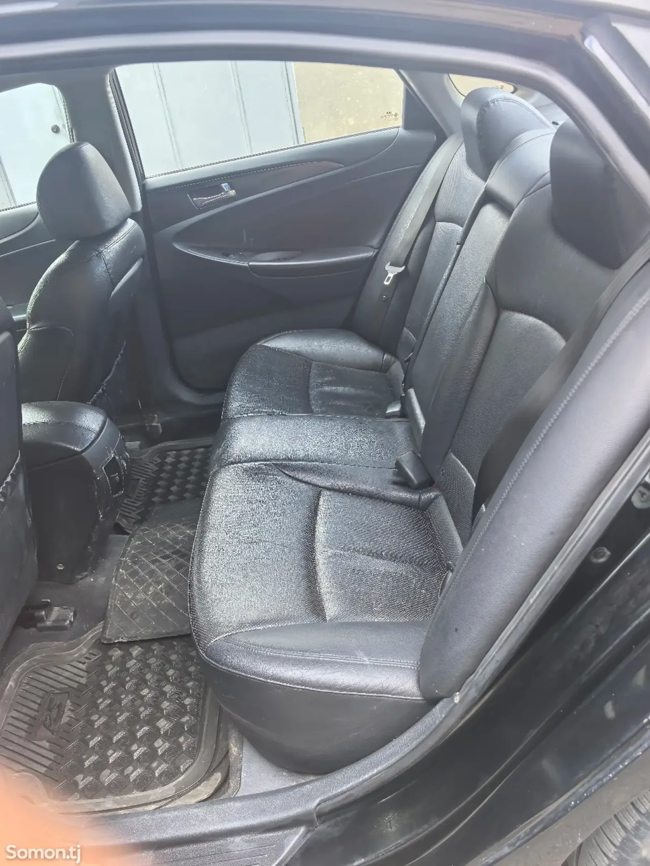 Hyundai Santamo 2013 · 2.0 AT