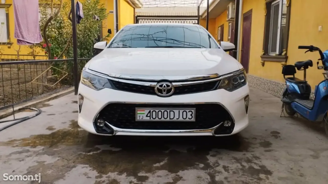Toyota Camry 2012 · 2.5 AT