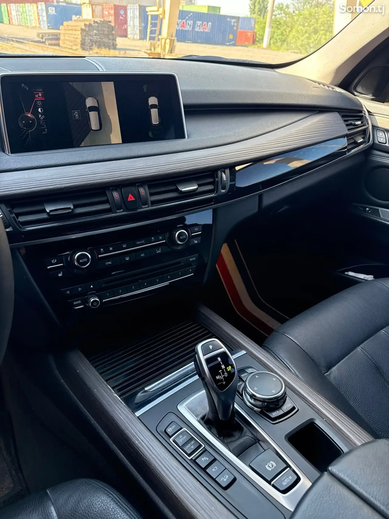 BMW X5 2016 · 3.0 AT