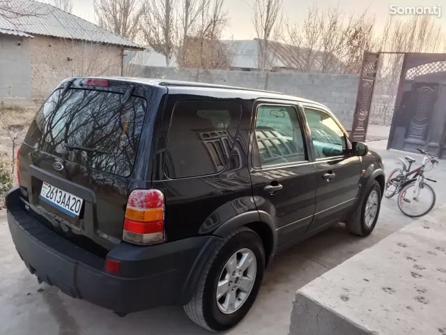 Ford Maverick 2004 · 2.0 MT