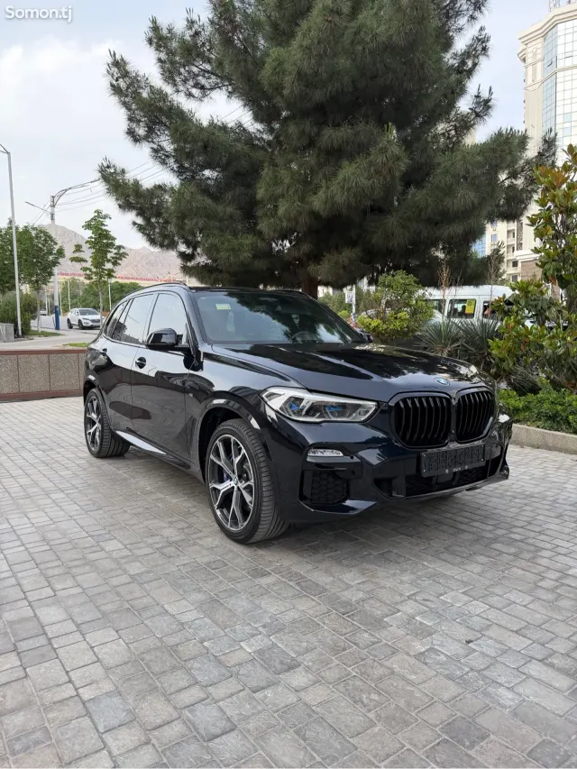 BMW X5 2019 · 3.0 AT