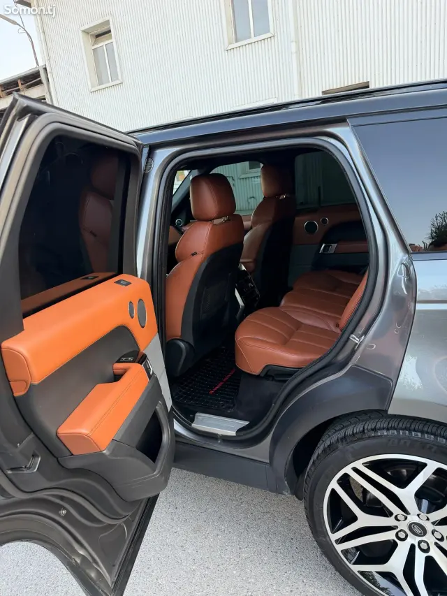 Land Rover Range Rover Sport 2015 · 3.0 AT