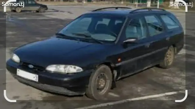Ford Mondeo 1994 · 1.8 MT