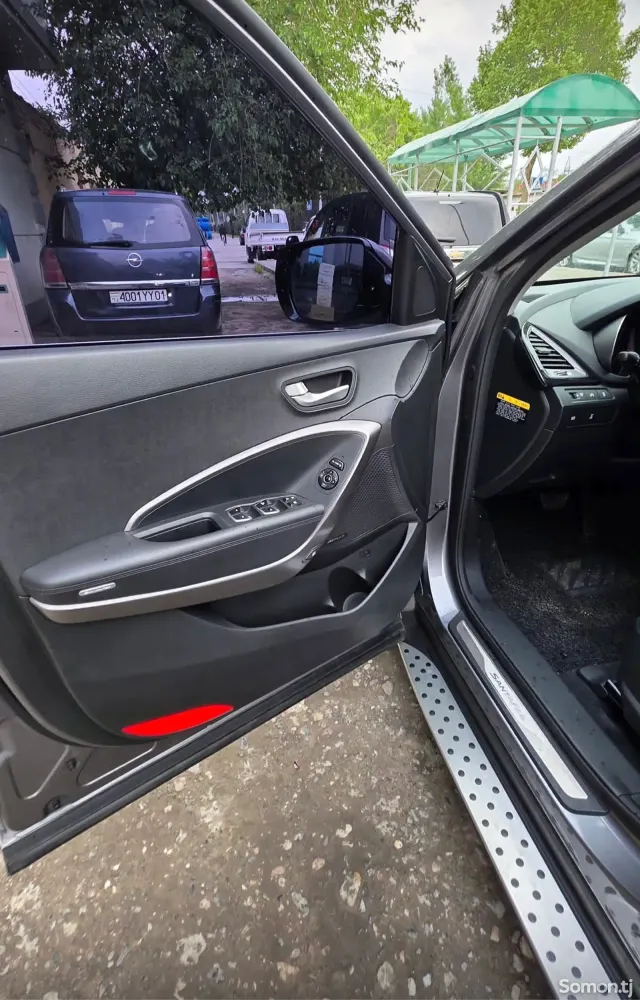 Hyundai Santa Fe 2014 · 2.2 AT