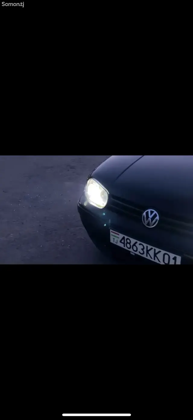 Volkswagen Golf 2000 · 2.0 AT