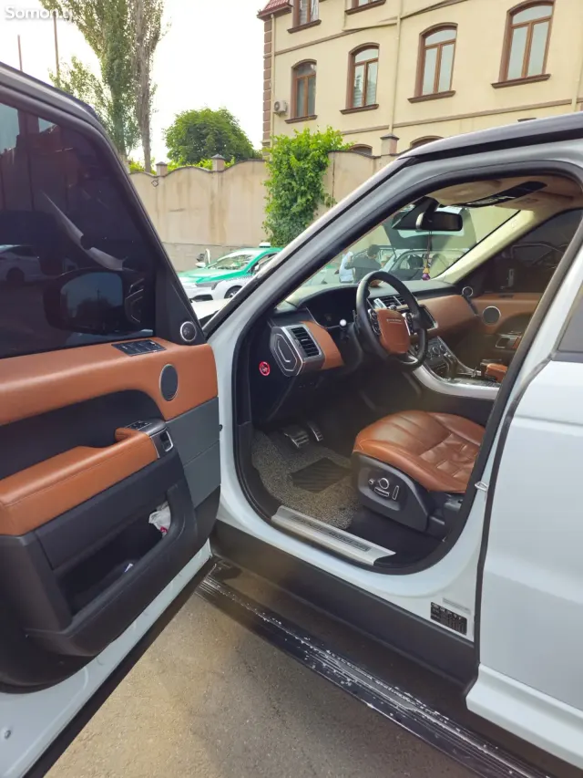 Land Rover Range Rover Sport 2016 · 3.0 AT