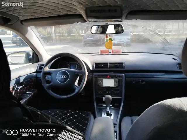 Audi A4 2002 · 2.0 AT
