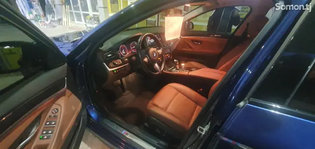 BMW 5 series 2016 · 2.0 AT