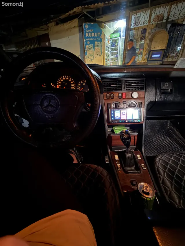 Mercedes-Benz C class 1995 · 1.8 MT
