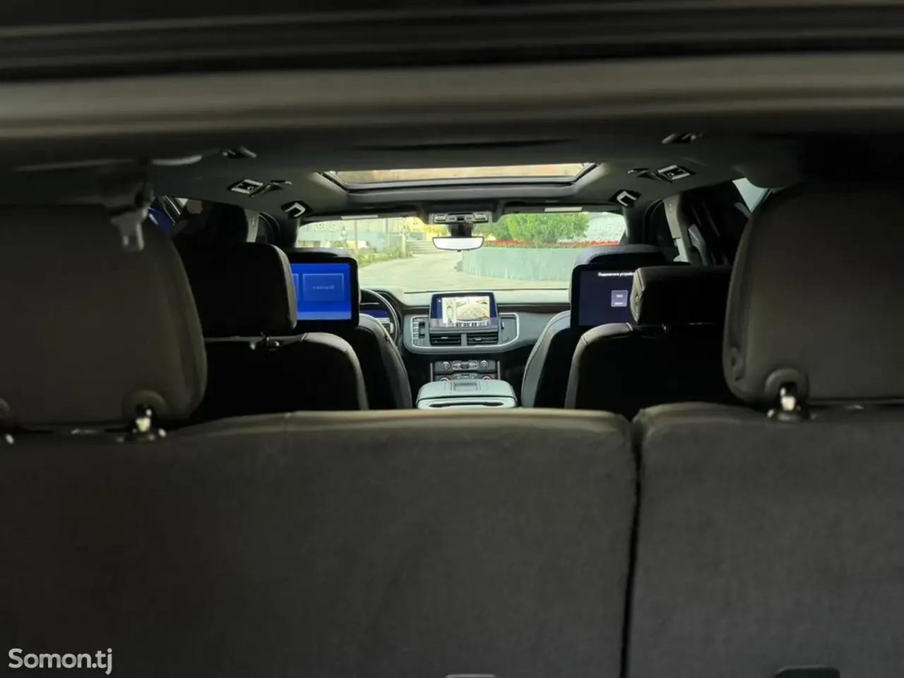 Chevrolet Tahoe 2024 · 6.2 AT