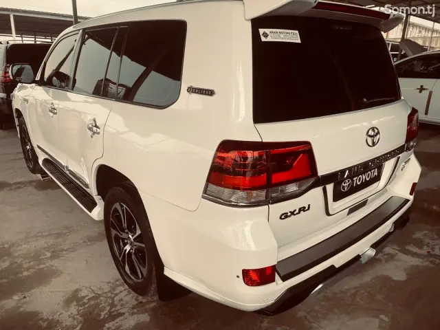 Toyota Land Cruiser 2010 · 4.0 AT