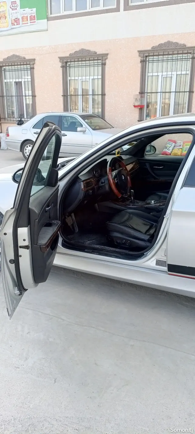BMW 3 series 2008 · 2.0 AT