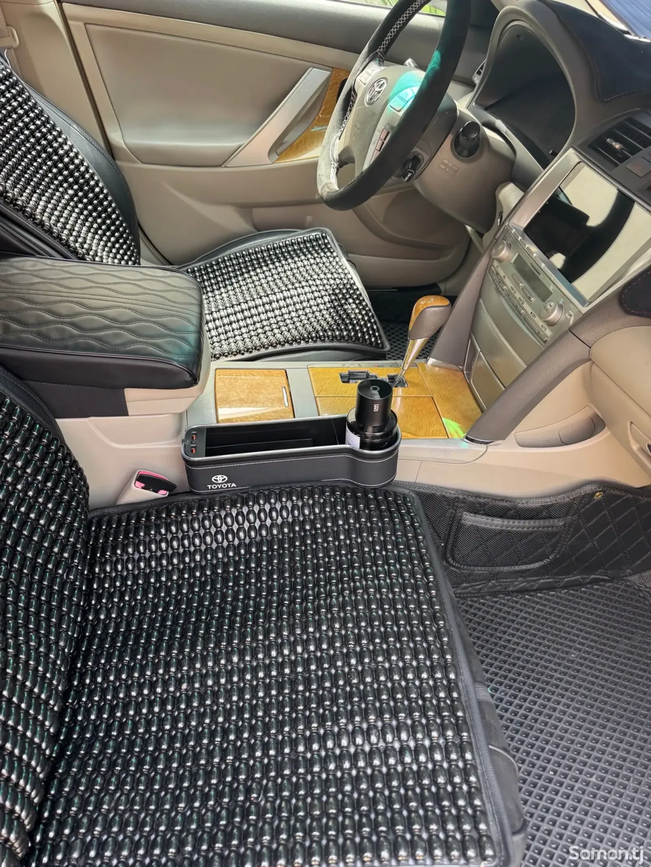Toyota Camry 2006 · 2.4 AT