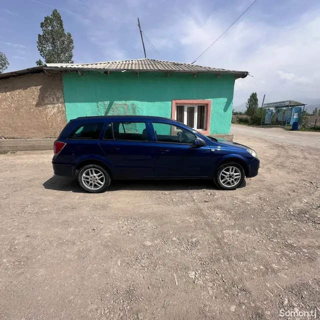 Opel Astra H 2006 · 1.8 MT