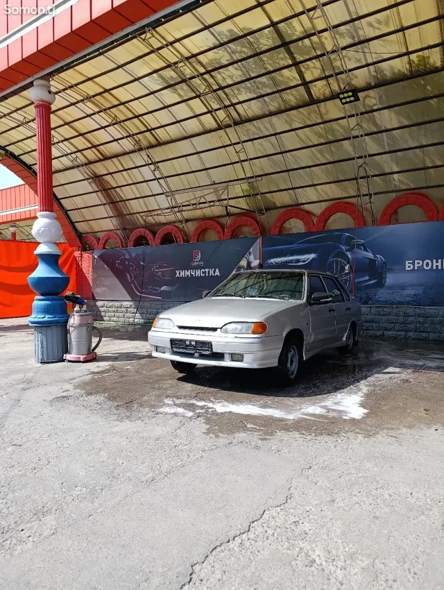 Lada (ВАЗ) 2115 2004 · 1.6 MT