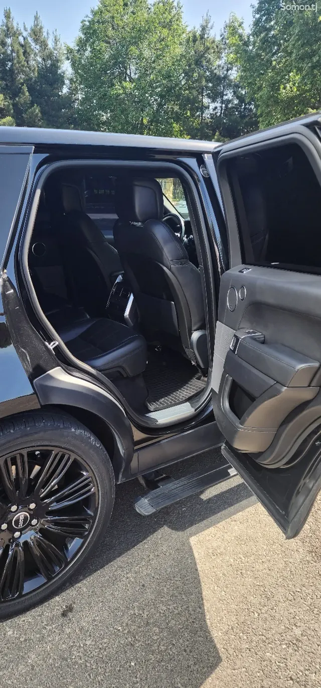Land Rover Range Rover Sport 2019 · 4.4 AT