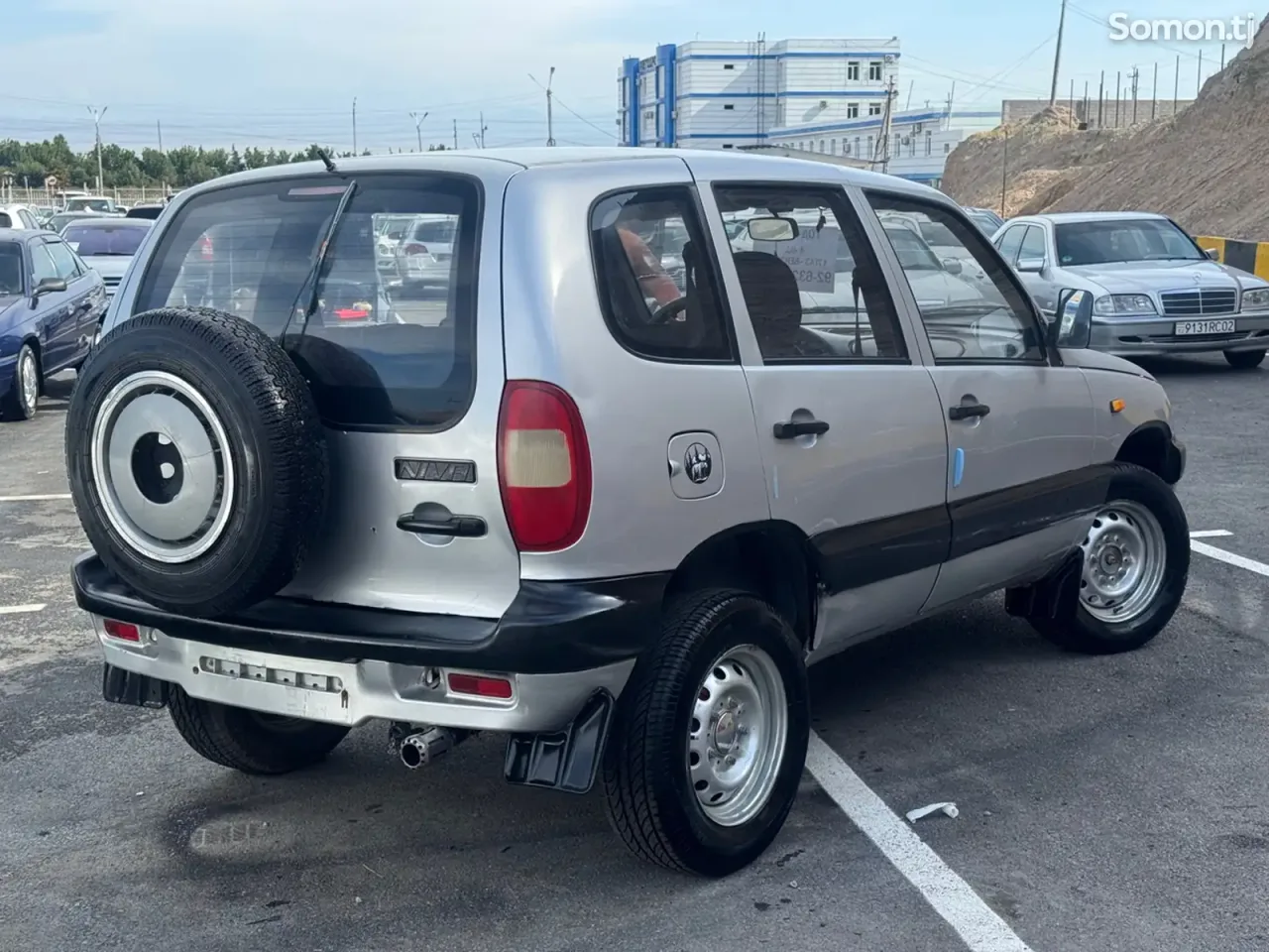 Chevrolet Niva 2008 · 1.7 MT