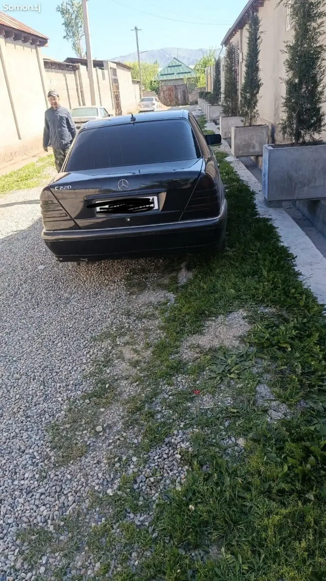 Mercedes-Benz C class 1998 · 2.0 AT