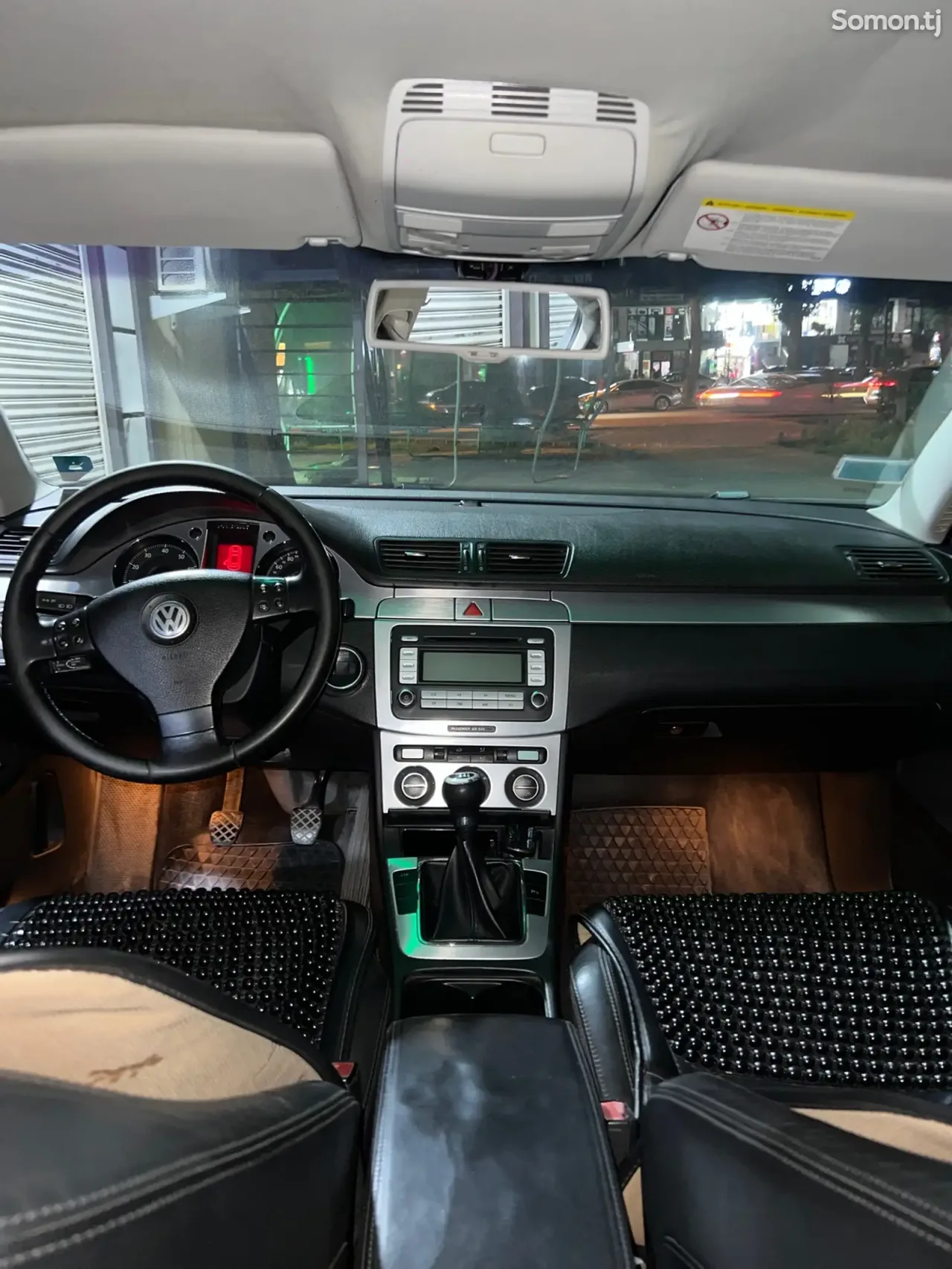 Volkswagen Passat 2007 · 2.0 MT