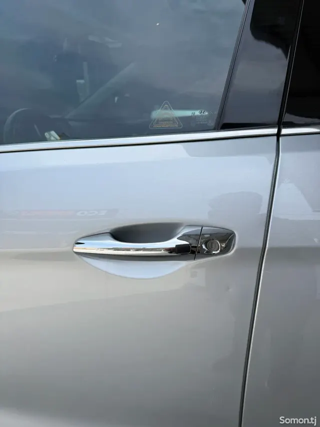 Hyundai Santa Fe 2014 · 2.0 AT