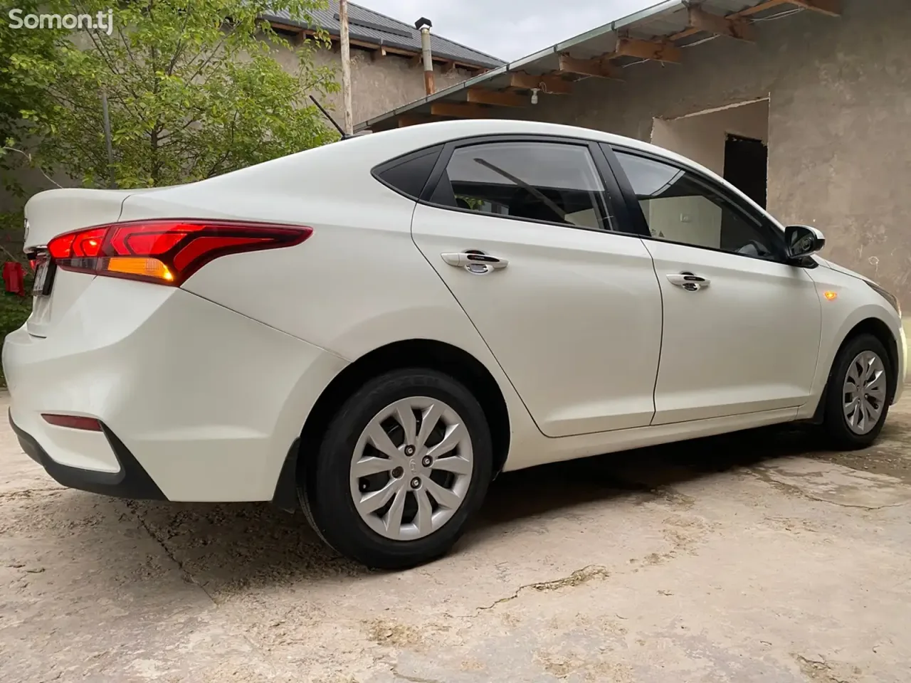 Hyundai Solaris 2019 · 1.6 AT