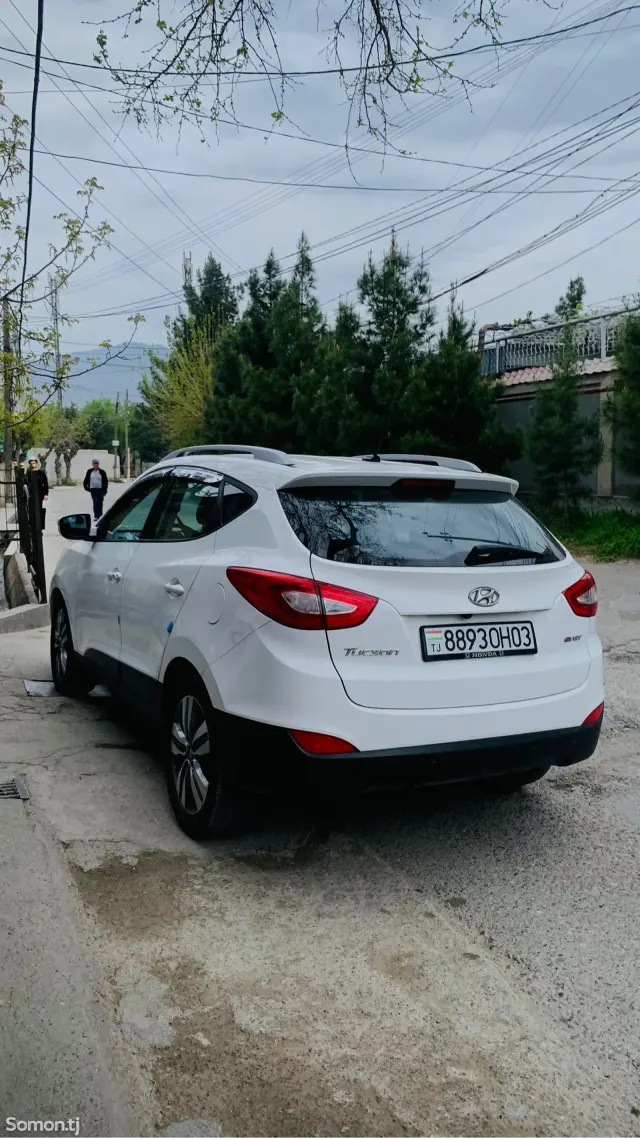 Hyundai Tucson 2014 · 2.0 AT